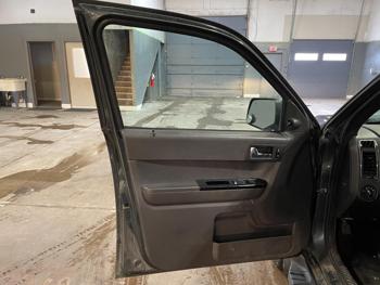 2008 ford escape with 199258 miles for sale near elk-river, minnesota 35b84d4501214cada84fa823118bb6b9.jpg