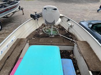 1984 crestliner . for sale near elk-river, minnesota 36e8ba6d4793415db2cd19ae0b52bfb5.jpg