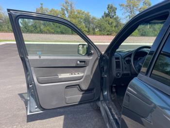 2009 ford escape xlt-fwd-v6 with 167177 miles for sale near rochester, minnesota 3734812d60004340993f2bfabd7433cc.jpeg