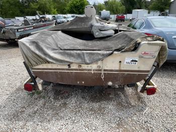 1984 crestliner . for sale near elk-river, minnesota 37d315cfd3ba48c0b1a2fe208aa3fcee.jpg