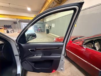 2011 hyundai santa-fe limited-2.4-fwd with 128547 miles for sale near elk-river, minnesota 37fc91a7f3564afcb327a08a08903d11.jpeg