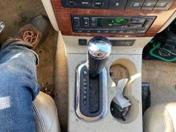 2006 ford explorer eddie-bauer-4.6l-4wd with 263873 miles for sale near fridley, minnesota 38166ba7e6d6496f8acbf727ef251186.jpeg