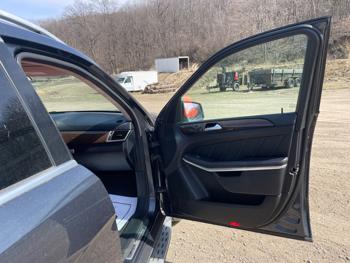 2013 mercedes-benz gl-class gl450-4matic with 122669 miles for sale near jordan, minnesota 38c72cf817e8467e88ec271d1f6a1516.jpeg