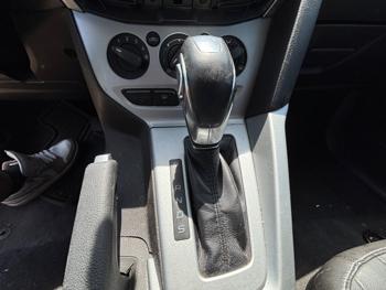 2014 ford focus se-sedan with 152315 miles for sale near savage, minnesota 38f53375a74b4b04b93249ceacbb3423.jpeg