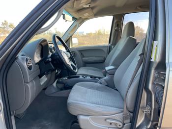 2007 jeep liberty sport-4wd with 179296 miles for sale near elk-river, minnesota 392b7263bfea4e1fb5b841a524383f03.jpeg