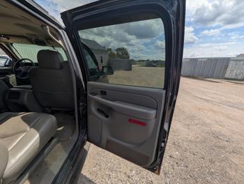 2005 gmc yukon-xl 1500-4wd with 171211 miles for sale near elk-river, minnesota 3995b2f781e74f30b3305561bace3981.jpg