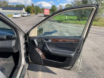 2006 mercedes-benz c-class c350-luxury-sedan with 126290 miles for sale near elk-river, minnesota 3a073fc9278d4641938f1b2d33ee64b7.jpeg