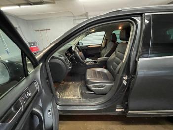 2012 volkswagen touareg vr6-lux with 229771 miles for sale near elk-river, minnesota 3a153995b249456497d08141dc9b3aeb.jpeg