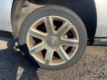 2015 cadillac escalade premium-4wd with 176275 miles for sale near hastings, minnesota 3a48207192d94918baff7cecce7722d8.jpeg