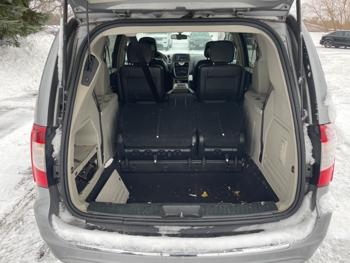 2013 chrysler town-&-country touring with 131164 miles for sale near fridley, minnesota 3adc124efd72468bb44a78d0e6f635e0.jpeg