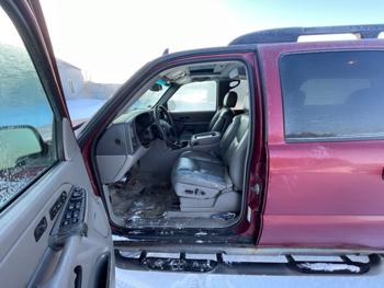 2006 chevrolet suburban 1500-4wd with 211968 miles for sale near elk-river, minnesota 3b41984cdb95451b819e87a600fadad7.jpeg