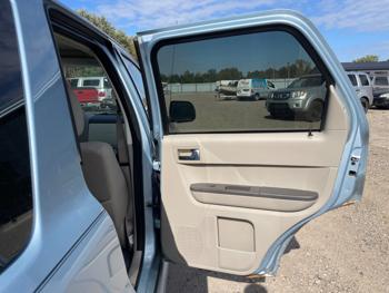 2008 mercury mariner v6-4wd with 169181 miles for sale near elk-river, minnesota 3d0c7b3122ba4473aedee7a520691644.jpeg