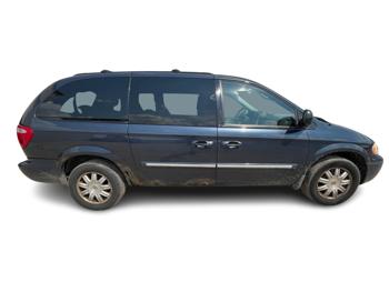 2007 chrysler town-&-country touring with 161981 miles for sale near elk-river, minnesota 3d4c8c1a915d40898a8be35c05141097.jpg