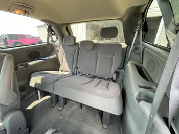 2007 chrysler town-&-country touring with 161981 miles for sale near elk-river, minnesota 3d65eaa59b6145bda9bce94c06e4c52a.jpeg