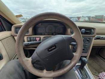 1999 volvo s70 t5 for sale near elk-river, minnesota 3d93e8d354dc41938432fc7ce20c3670.jpg