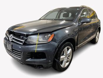 2012 volkswagen touareg lux with 249274 miles for sale near elk-river, minnesota 3db6ea3d20914765bde7765518c854f6.jpg
