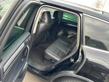 2014 volkswagen touareg vr6-lux with 142869 miles for sale near burnsville, minnesota 3e0f5d2dfe674c0e83b8a0c3901a0bec.jpeg