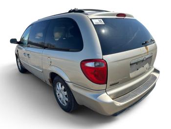 2005 chrysler town-&-country touring with 175445 miles for sale near elk-river, minnesota 3e3787171f8044d199d74569d18c14d0.jpg