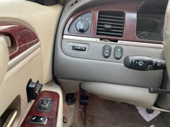 2005 lincoln town-car with 210142 miles for sale near elk-river, minnesota 3eb090f1900544f2af880472901e030d.jpg