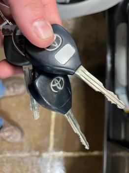 2009 toyota corolla le with 123409 miles for sale near elk-river, minnesota 3ebfbebfe1a743c8b96f5c437383958f.jpg