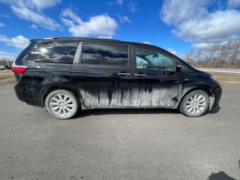 2017 toyota sienna xle-7-passenger-awd with 111218 miles for sale near rochester, minnesota 3ef84e1fe24045ad951dc38cfa43d0dc.jpeg