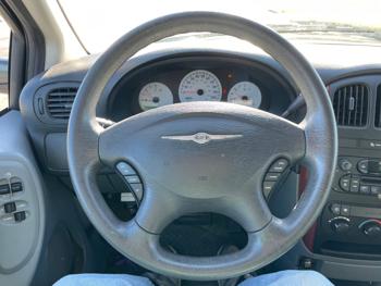 2006 chrysler town-&-country base with 220078 miles for sale near elk-river, minnesota 3f1ec4337c104f62a00b2feee0cdffde.jpeg