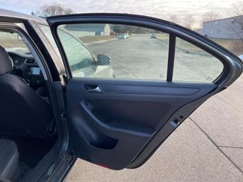 2011 volkswagen jetta se with 123483 miles for sale near elk-river, minnesota 3f6e76af97c742eb85cc87de7676f33b.jpg