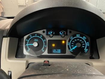 2008 mercury mariner premium with 202265 miles for sale near elk-river, minnesota 4063cd4c782a484487a4b4da91eb6df1.jpg