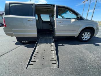 2009 chrysler town-&-country touring with 240699 miles for sale near clearwater, minnesota 4070d7f682b547cba8648aff93efc336.jpeg