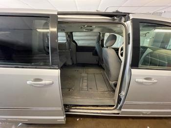 2008 dodge grand-caravan sxt with 186501 miles for sale near elk-river, minnesota 408cb1596f3440f89d9195d17d96ed35.jpeg