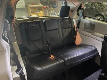 2014 chrysler town-&-country touring with 142575 miles for sale near elk-river, minnesota 40f98d36b278450fb4b6bc42985b329c.jpg