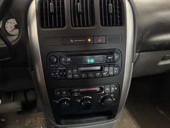 2007 chrysler town-&-country touring with 155270 miles for sale near elk-river, minnesota 414c14434ea343ca95fa4577abea0536.jpeg