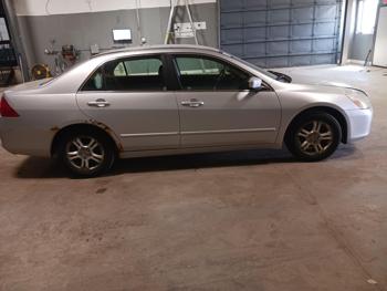 2006 honda accord lx-se-sedan-at with 168218 miles for sale near elk-river, minnesota 4184580baaee45fca9c6c266d6efc374.jpg