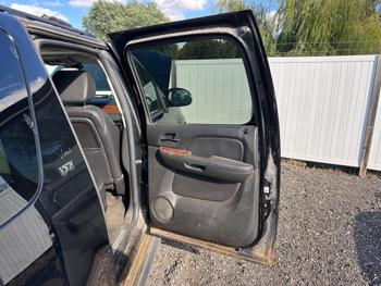 2007 chevrolet suburban lt1-1500-4wd with 252948 miles for sale near elk-river, minnesota 41cf778b6de04489bdcde2f3266b2fdb.jpg