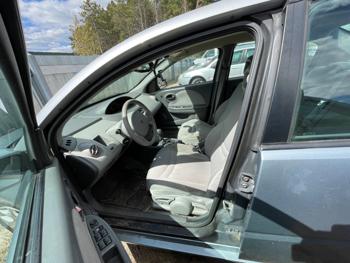 2003 saturn ion sedan-2 with 159071 miles for sale near elk-river, minnesota 41d16cc6ef1d422b9b1c65bbd02d5836.jpeg