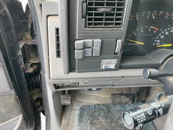 1991 gmc sierra-c-k-1500 reg.-cab-8-ft.-bed-2wd with 176147 miles for sale near elk-river, minnesota 420f54d1b00a467c8648c57d5da43fba.jpeg