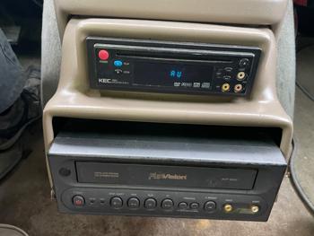 2004 gmc savana g1500-cargo with 193369 miles for sale near elk-river, minnesota 42276e82bd944422af570af0a3e33fa7.jpeg