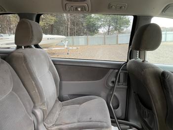 2006 toyota sienna with 146292 miles for sale near elk-river, minnesota 426cd700d50d4e59b9702132c2a738ba.jpeg