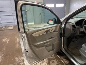 2013 chevrolet traverse ls with 186068 miles for sale near elk-river, minnesota 42b0b55ef2714cdea52af3653fe7e772.jpg