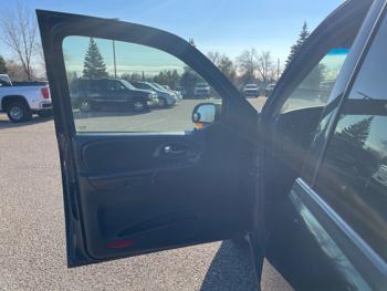 2005 chevrolet trailblazer ext-ls-4wd for sale near fridley, minnesota 42f550aba3e842ba99100d9e16225120.jpeg