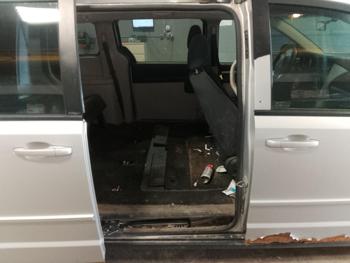 2010 dodge grand-caravan with 197857 miles for sale near elk-river, minnesota 4305df8182bb4b38ba4f6195d7ee805c.jpg