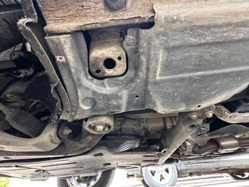 2014 volkswagen touareg vr6-lux with 142869 miles for sale near burnsville, minnesota 430ab52f504a4998b6a4978965507a05.jpeg