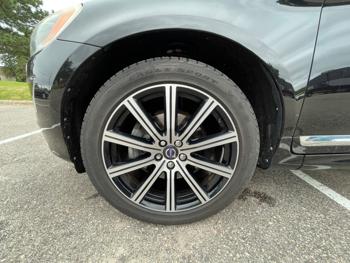 2017 volvo xc60 t6-inscription-awd with 83143 miles for sale near eden-prairie, minnesota 431554567a9149918ba5019e38f4c3f8.jpeg