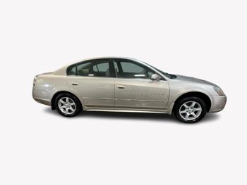 2005 nissan altima sl with 180684 miles for sale near elk-river, minnesota 445479b040104c6b848b0882cb93edf3.jpg