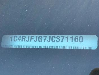 2018 jeep grand-cherokee summit-4wd with 160031 miles for sale near rochester, minnesota 44c419fbfbaf416ea953204117023c2a.jpeg