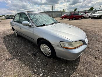 1998 honda accord lx-sedan with 171923 miles for sale near elk-river, minnesota 44d81e7640404f048156c241d1fbbaf4.jpeg