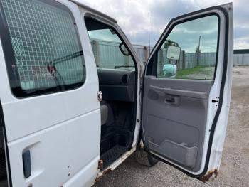 2002 ford econoline e350-super-duty-extended with 231870 miles for sale near elk-river, minnesota 455c192a6829483e91e618b89233a60a.jpeg