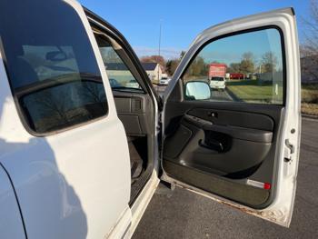 2004 chevrolet silverado-1500 ext.-cab-short-bed-4wd with 141858 miles for sale near elk-river, minnesota 45b3d0e0158b4083ad6df72c5894ec9b.jpeg