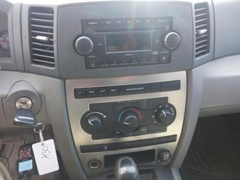 2006 jeep grand-cherokee laredo-4wd with 216289 miles for sale near elk-river, minnesota 45b74a92dc2644c19386f0d145368d63.jpg