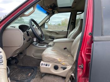 2000 ford expedition eddie-bauer-4wd for sale near elk-river, minnesota 45db1a3e3772459f9ead4f3a05ac23f3.jpeg